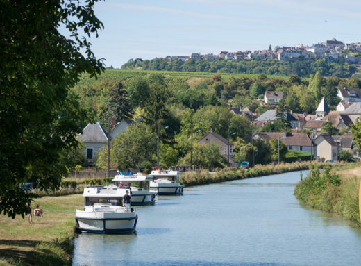 Bourgogne-Canal-du-Nivernais-1