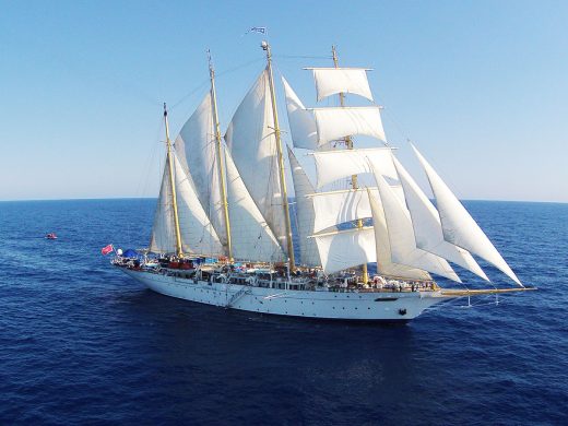 Följ med mig, Poseidon Cruises och Star Clipper till södra Italien i maj
