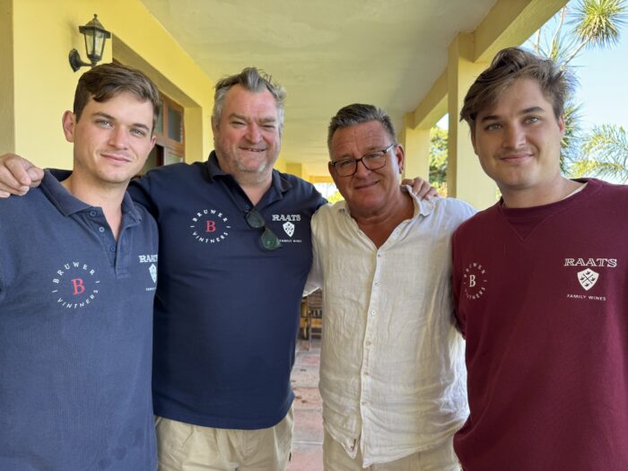 Ett fantastiskt möte med Bruwer Raats och två av hans härliga söner