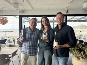 Jag och Jesper laddar upp inför kvällens WineMakersDinner på Sillen & Makrillen med Sandra från Wine & Soul i Douro-dalen