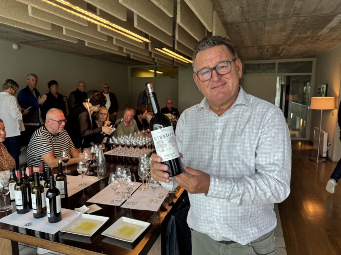 Ett av resans absolut största viner var 2021 Cirsion från Bodegas Roda i byn Haro