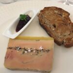 Härlig Foie Gras de Canard vid god lunch i Epernay på La Grillade Gourmande Härlig Foie Gras de Canard vid god lunch i Epernay på La Grillade Gourmande