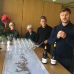Provning hos Stéphane Ogier i Ampuis av b.l.a hans ljuvliga Condrieu och Cote-Rotie där ett glas av hans Cote-Rotie "Belle Helene" fick avsluta provningen Provning hos Stéphane Ogier i Ampuis av b.l.a hans ljuvliga Condrieu och Cote-Rotie där ett glas av hans Cote-Rotie "Belle Helene" fick avsluta provningen