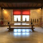 Det vackra provningsrummet på Chateau Canon-La-Gaffelière i St.-Emilion Det vackra provningsrummet på Chateau Canon-La-Gaffelière i St.-Emilion