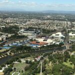 Utsikt från tornet Eureka Tower i Melbourne med fin utsökt över idrottsanläggningarna Utsikt från tornet Eureka Tower i Melbourne med fin utsökt över idrottsanläggningarna