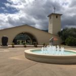Besök hos pionjären Robert Mondavi som startade sin vingård i Oakville 1966 Besök hos pionjären Robert Mondavi som startade sin vingård i Oakville 1966