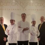 Vi bodde under de två avslutande nätterna på anrika La Pyramide i Vienne Vi bodde under de två avslutande nätterna på anrika La Pyramide i Vienne