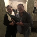 Generösa Sophie Kutten på Charles Heidsieck bad mig ta upp en 1990 Mise en Cave för provning. Denna cuvée var alldeles underbar! Generösa Sophie Kutten på Charles Heidsieck bad mig ta upp en 1990 Mise en Cave för provning. Denna cuvée var alldeles underbar!