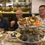 En hyfsat skaldjurs-plateau på Restaurant La Paix i Reims fick avsluta vår fina resa tillsammans En hyfsat skaldjurs-plateau på Restaurant La Paix i Reims fick avsluta vår fina resa tillsammans