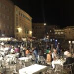 En fin kväll på Piazza Campo i Siena