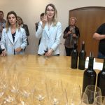 På Chateau Mouton-Rothschild fick en provning på fatprover av årgång 2018 från d´Armailhac, Clerc Milon och Mouton-Rothschild
