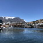 Väl framme i Cape Town inledde vi med en god lunch på den Anker nere i Waterfront med fin utsikt mot Table Mountain
