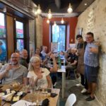 Provningslunch hos Adrien i Tain L´Hermitage där vi testa 8 viner till goda charkuterier, ostar och annat plock Provningslunch hos Adrien i Tain L´Hermitage där vi testa 8 viner till goda charkuterier, ostar och annat plock