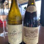Vid lunchen på Overture drack jag dessa båda favoritviner. Carthology är en blandning på Sémillon & Chenin Blanc och Tesselaarsdal är en nykomling från vinmakaren på Hamilton Russell..Den bästa Pinot Noir jag testat från Sydafrika Vid lunchen på Overture drack jag dessa båda favoritviner. Carthology är en blandning på Sémillon & Chenin Blanc och Tesselaarsdal är en nykomling från vinmakaren på Hamilton Russell..Den bästa Pinot Noir jag testat från Sydafrika
