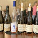 Ett trevligt batteri med viner som provades på Chateau La Nerthe Ett trevligt batteri med viner som provades på Chateau La Nerthe