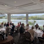 En trevlig lunch på Beau Rivage i Condrieu En trevlig lunch på Beau Rivage i Condrieu