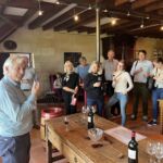 Remí Edange höll i en som vanligt mycket trevlig provning och visning på Domaine de Chevalier. Ett slott vars båda viner är Grand Cru Classé Remí Edange höll i en som vanligt mycket trevlig provning och visning på Domaine de Chevalier. Ett slott vars båda viner är Grand Cru Classé