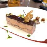 En ljuvligt bit Foie Gras på Restaurant Entrée de Jardin i Cadillac En ljuvligt bit Foie Gras på Restaurant Entrée de Jardin i Cadillac