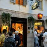 Härlig atmosfär på ikoniska Antica Bottega Vini Härlig atmosfär på ikoniska Antica Bottega Vini