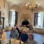 Vi fick en fin provning och därefter en välsmakande lunch på slottet med viner från Marlisa Allegrini´s egendomar i Toscana Vi fick en fin provning och därefter en välsmakande lunch på slottet med viner från Marlisa Allegrini´s egendomar i Toscana