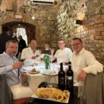 Under en fri kväll var vi några pojkar som besökte utsökta Ristaurante Da Divo i Siena Under en fri kväll var vi några pojkar som besökte utsökta Ristaurante Da Divo i Siena