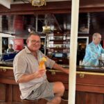Det blev några Planteurs punch i Tropical Bar ombord på skeppet Det blev några Planteurs punch i Tropical Bar ombord på skeppet