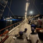 Vi lämnade St. Baarth sent på kvällen för att segla till St.Maarten Vi lämnade St. Baarth sent på kvällen för att segla till St.Maarten