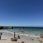 Det var för lång kö hos pingvinerna, så vi tog ett dopp på en närliggande strand Det var för lång kö hos pingvinerna, så vi tog ett dopp på en närliggande strand