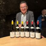 Väldigt goda viner hos Joseph Drouhin med b.l.a två fina premier cru´s från Meursault samt husets legendariska Beaune Clos des Mouches Väldigt goda viner hos Joseph Drouhin med b.l.a två fina premier cru´s från Meursault samt husets legendariska Beaune Clos des Mouches
