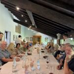 Hela glada gänget vid en god lunch på Enoteca della Valpolicella Hela glada gänget vid en god lunch på Enoteca della Valpolicella