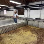 På Wine & Soul visade Sandra oss runt och gick genomhela processen från druva till färdigt vin. I dessa lagares jäste de gröna druvorna för att bli White Port På Wine & Soul visade Sandra oss runt och gick genomhela processen från druva till färdigt vin. I dessa lagares jäste de gröna druvorna för att bli White Port