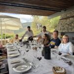 En ljuvlig lunch på Quinta Do Crasto med ägaren Miguel Roquette som värd En ljuvlig lunch på Quinta Do Crasto med ägaren Miguel Roquette som värd