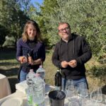 Barbara och David på Poderi del Paradaiso ställde upp med en mycket generöst tilltagen provning Barbara och David på Poderi del Paradaiso ställde upp med en mycket generöst tilltagen provning