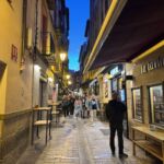 Vi bodde under våra första tre nätter i Logroño och då är ett besök på tapas-gatan Calle Laurel ett måste Vi bodde under våra första tre nätter i Logroño och då är ett besök på tapas-gatan Calle Laurel ett måste