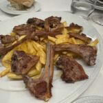 Chuletillas (di-lammkotletter) är en av mina favorit rätter i Logroño Chuletillas (di-lammkotletter) är en av mina favorit rätter i Logroño