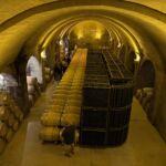 Dagen hos familjen Eguren inleddes på deras historiskt viktiga bodega San Vicente Dagen hos familjen Eguren inleddes på deras historiskt viktiga bodega San Vicente