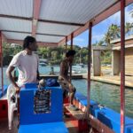 Jag tog en transport på knappt en minut till denna avskilda strand på St. Lucia Jag tog en transport på knappt en minut till denna avskilda strand på St. Lucia