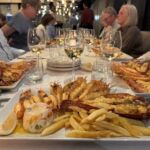 En väldigt uppskattad skaldjursplatta på Baia Seafood En väldigt uppskattad skaldjursplatta på Baia Seafood
