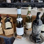 På Restaurant La Tour d´Argent i Paris kan man finna det mesta i deras digra vinlista På Restaurant La Tour d´Argent i Paris kan man finna det mesta i deras digra vinlista