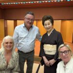 Vi hade en fin avslutningsmiddag tillsammans på fashionabla Kyo-Kaiseki Takieshigero. Här tillsammans med ägarinnan Vi hade en fin avslutningsmiddag tillsammans på fashionabla Kyo-Kaiseki Takieshigero. Här tillsammans med ägarinnan