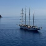 Uppe på toppen av byn i Lipari kunde vi beskåda vackra Star Clipper Uppe på toppen av byn i Lipari kunde vi beskåda vackra Star Clipper